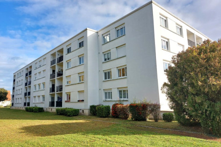 SOISSONS - Agréable appartement T3 au dernier étage