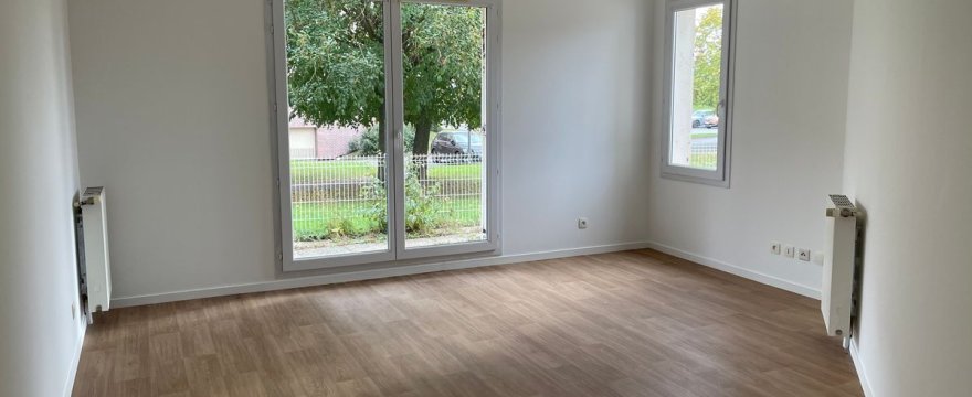 MARGNY-LES-COMPIEGNE T2 lumineux avec grande terrasse