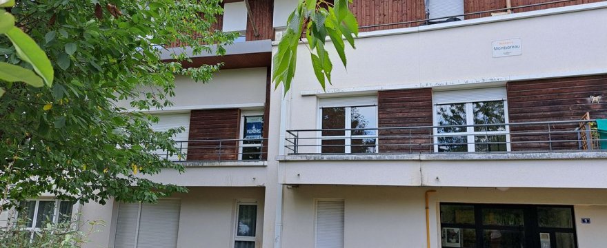 T3 AVEC BALCON A VILLERS-COTTERETS 