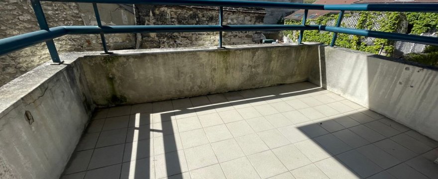 COMPIEGNE Centre-ville - Bel appartement 4 pièces de 106 m²  avec balcon